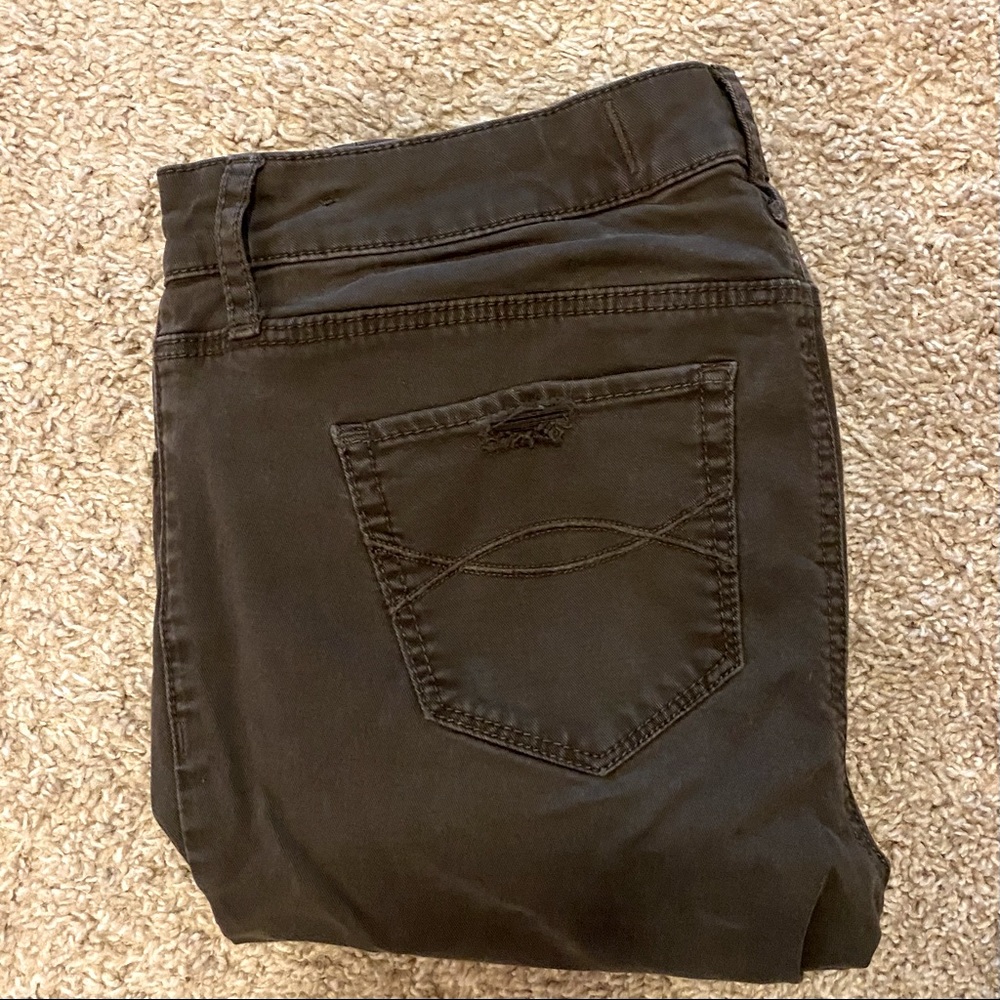 Abercrombie skinny leg brown jean